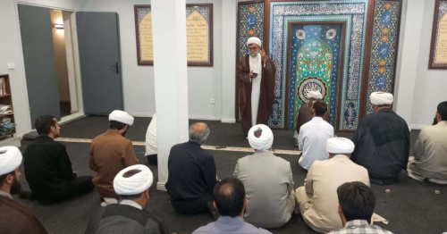 اهمیت روی خوش و مهربانی در امر‌به‌معروف و نهی‌از‌منکر