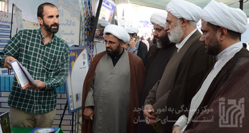 گزارش تصویری | بازدید مدیر حوزه علمیه خراسان از نمایشگاه مسجد شایسته