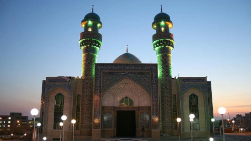 مسجد پیامبر اعظم صلّی‌الله‌علیه‌وآله‌وسلّم، نمونه‌ای کم‌نظیر از معماری اسلامی ایرانی