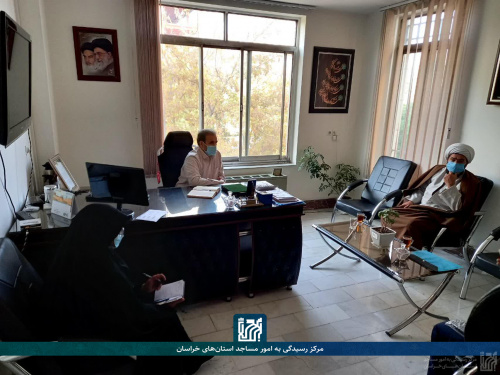 جلسه هم‌اندیشی و آسیب‌شناسی واکسیناسیون عمومی در منطقه شهید نواب صفوی برگزار شد