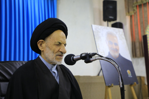 ظرفیت مساجد یکی از پایگاه های مهم برای نجات نوع انسان است