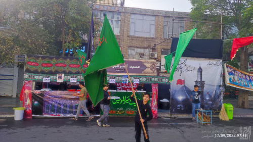 گزارش تصویری فعالیت مواکب در راهپیمایی جاماندگان اربعین مشهد (5)