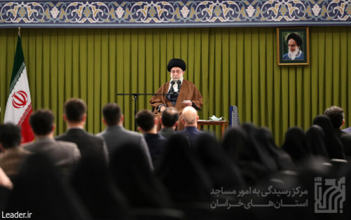 رهبر معظم انقلاب اسلامی در دیدار جمعی از دانشجویان و تشکل‌های دانشجویی