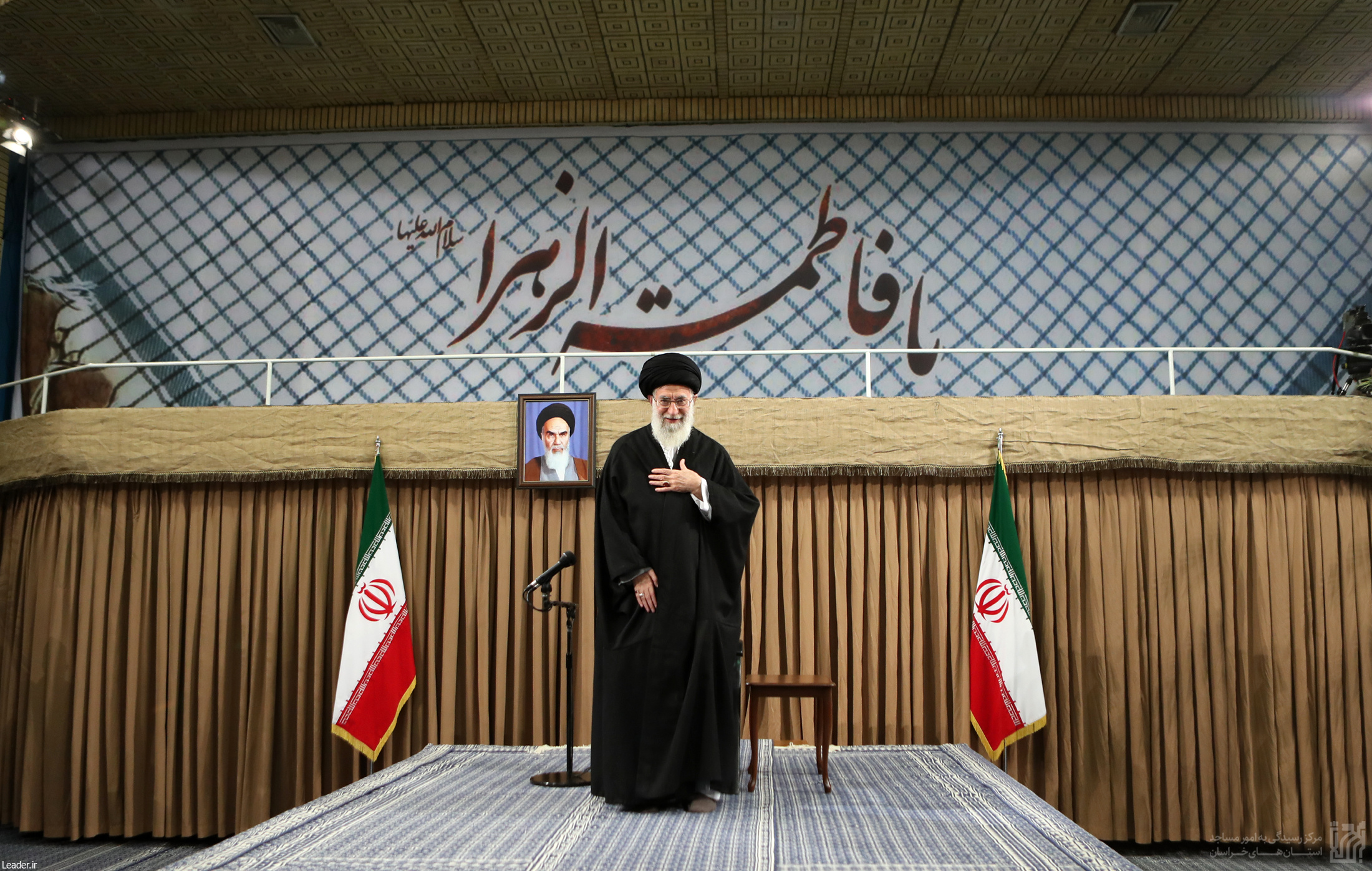 رهبرمعظم انقلاب اسلامی در دیدار دست اندرکاران راهیان نور تبیین کردند؛52549_677.jpg